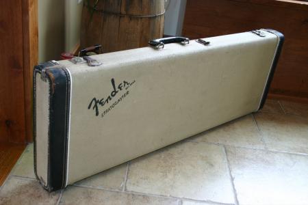 1963 Fender Stratocaster White Tolex Case