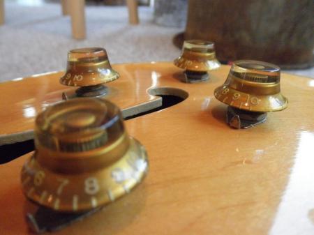 1957 Orig Gibson Les Paul Standard ES 175 Amber Knobs (4)