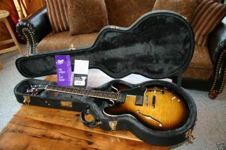 2004 NEW GIBSON ES-335 1960s REISSUE. MINT WITH TAGS