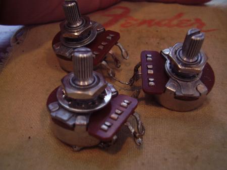 1986 1962 / 1957 RI Fender Strat Pots
