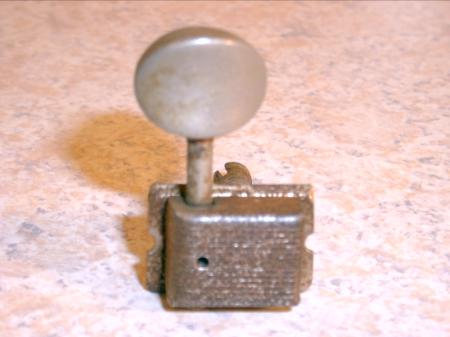 Single Line Kluson Fender Strat Tuner#1