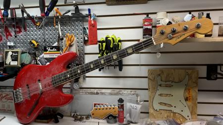 Noel Redding Of The Jimi Hendrix Experience  OWNED AND USED Penco Law Suite JAZZ BASS
