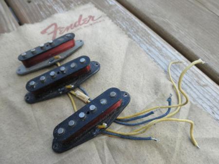 1967 ORIG FENDER STRAT PICKUPS 