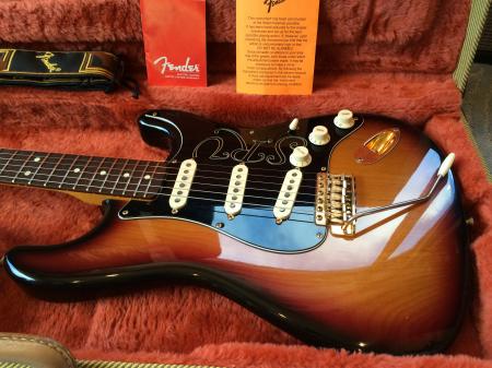 1992 SRV FENDER STRATOCASTER Brazilian Rosewood Neck