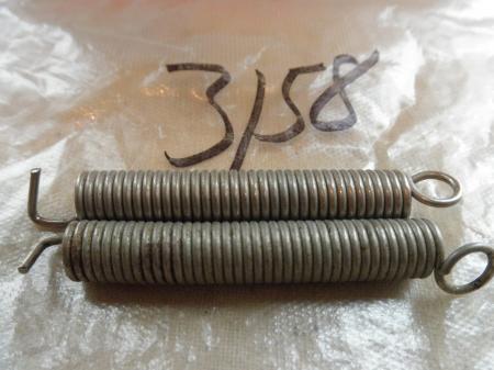 1958 Orig 2 Tremolo Springs Short & Fat Correct 