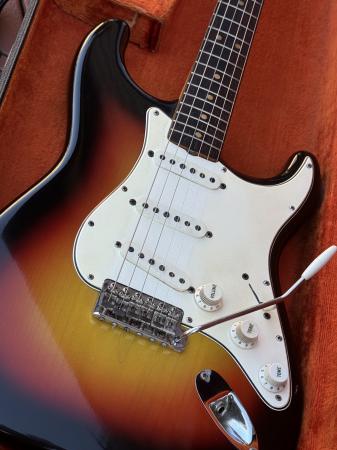 1965 Fender Stratocaster Collector Note