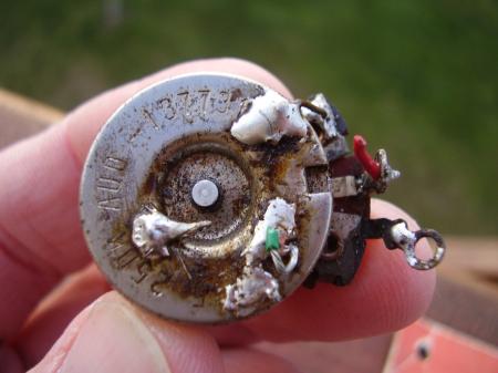 1973 ORIG FENDER STRAT VOL POT