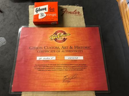 1968 Gibson Les Paul Custom ART & HISTORIC CERTIFICATE OF AUTHENTICITY