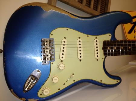 1962 Fender 2012 Custom Shop Heavy Relic Strat Faded Lake Placid Blue