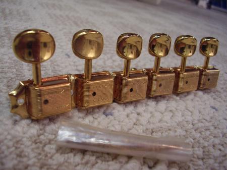 1964 Pre CBS MINT Fender Strat GOLD TUNERS