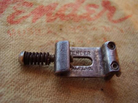 1959 ORIG D STRING PAT PEND SADDL