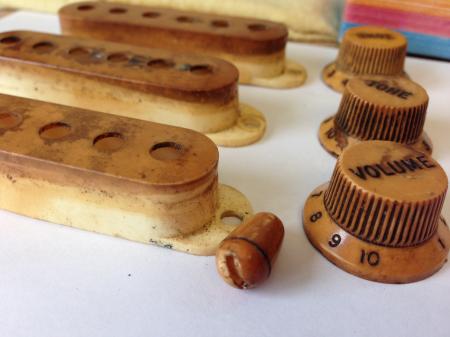 1959 ORIGINAL DIRTY PATINA BEST FENDER STRAT PLACTIC 