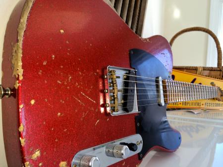 1952 Red Sparkle 6-3/4 lbs 2011 Fender Custom Shop Heavy Relic Tele