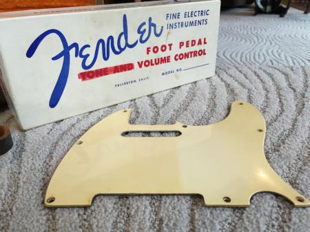 1964 Fender Tele Pickguard White with Turtleshell Back