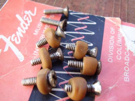 1957 ORIG PUP SCREWS,3 WAY SCREWS, RUBBERS