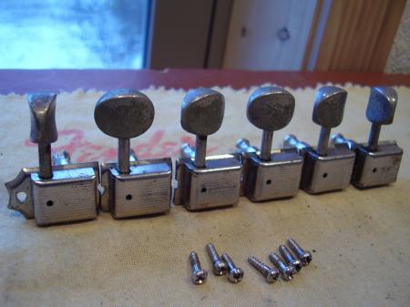 1959 orig excellent shape clean single line tuners