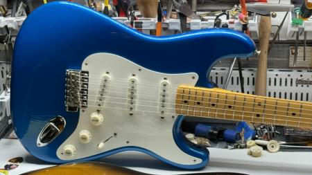 1982 Lake Placid Blue Fullerton 1957 RI Fender Stratocaster Mint