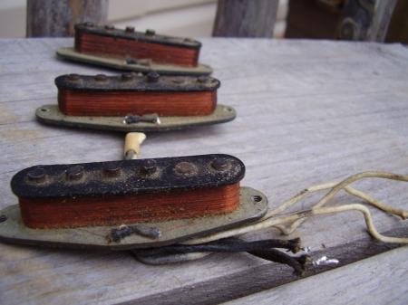 1965  JAN 65 ORIG FENDER STRAT PICKUPS. KILLER BELL TONE!