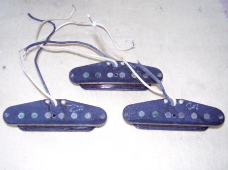 1982, 1962 Fullerton RI USA Fender Strat Pickups