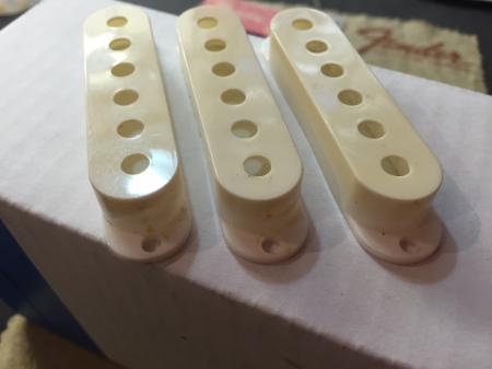 1982 Orig Fullerton Fender Strat 1957 or 1962 USA RI Pickup Covers