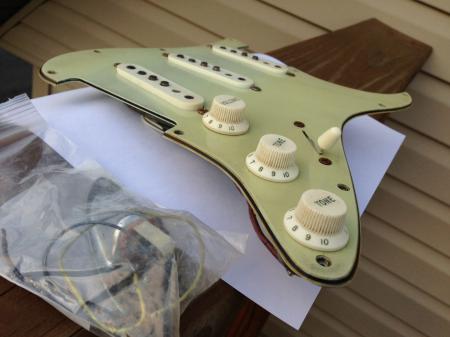 1963 & 1969 Parts Fenderr Strat Pickup Assembly