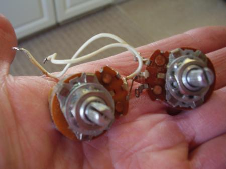 1972 Orig Fender Stratocaster Tone Pots with Wires & Cap