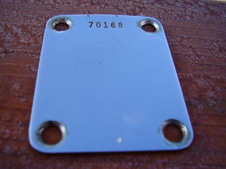1963 ORIG NECK PLATE NON L & SCREWS PRE CBS