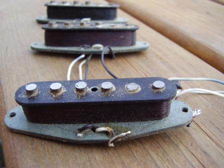 1972 ORIG FENDER STRATOCASTER PICKUPS