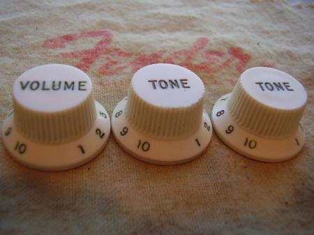 1957 ORIG CLEAR LETTERING FENDER STRAT KNOBS