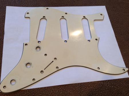 1972 ORIGINAL FENDER STRAT PICKGUARD