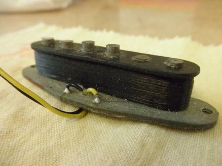 1970 ORIG NECK FENDER STRAT PICKUP 