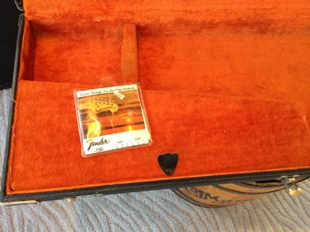 1968 ORIG FENDER STRAT OR TELE CASE 