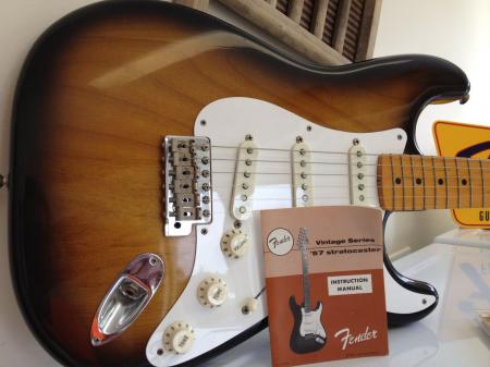  1984 Fender Fullerton 1957 VINTAGE Reissue Stratocaster 