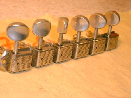 1962 SINGLE LINE KLUSON TUNERS CLEAN AND SOLID