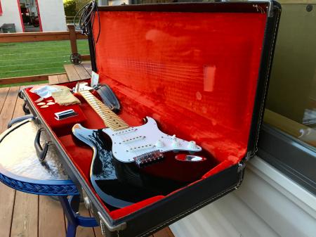 1975 Orig Black Fender Stratocaster Excellent To Mint Shape!