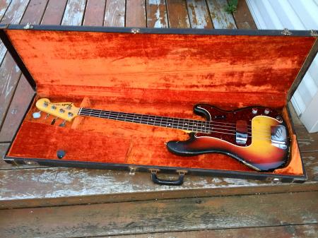 1971 ORIG Fender Precision Bass 100 Percent Original & Killer Vintage Tone!