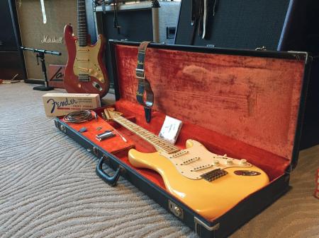 1971 Fender Olympic White 4 Bolt Maple Neck Stratocaster