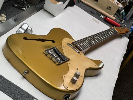 1997 CUNETTO ERA FENDER GOLD THINLINE CUSTOM SHOP TELE