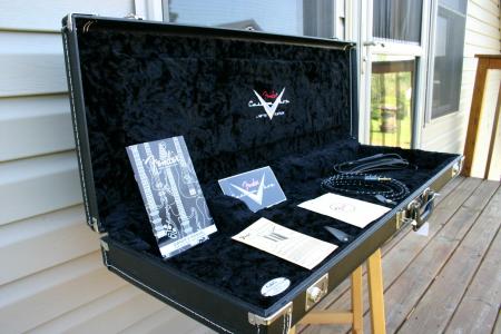 1959 RELIC LIMITED EDITION USA CUSTOM SHOP FENDER CASE & CANDY