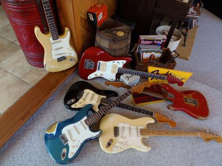 Fender Gibson Vintage Custom Color Guitars