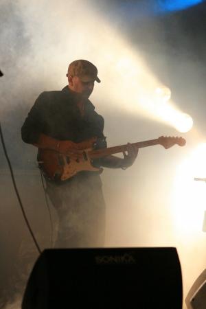 EddieVegas.com Purchased Vintage Fender Strat Parts He Built..  Playing Live Concert Over In Italy