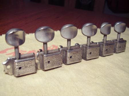 1956 Fender Single Line Tuners