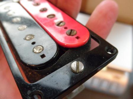Vintage Seymour Duncan Distortion Black/Red Humbucker