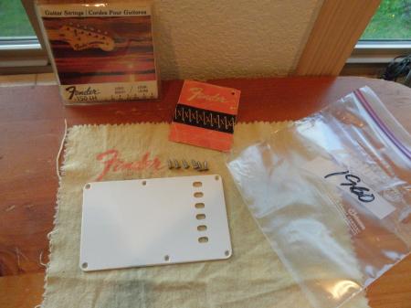 1960 ORIG BEST EVER BACK TREM COVER FENDER STRAT