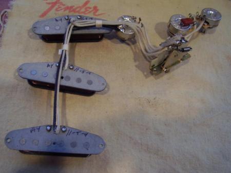1966 Abigail Yberra 2004 Fender Strat Hand Wound CUSTOM SHOP PICKUPS
