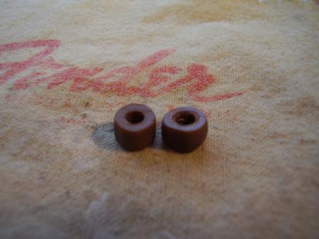 1954-1963 ORIG RUBBER SPACERS FENDER STRAT