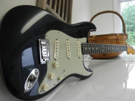 2011 Mercedes Blue Fender Custom Deluxe Custom Shop Strat 