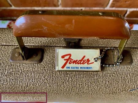 1960 FENDER FINE INSTRUMENTS DEALER KEY CHAIN