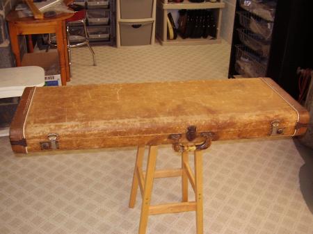 1959 Excellent Orig Tweed Case with Gold Liner