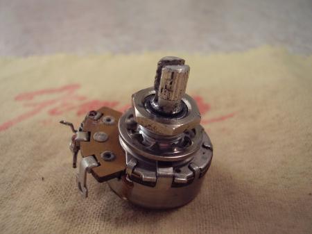 1963 FENDER STRAT POT #2